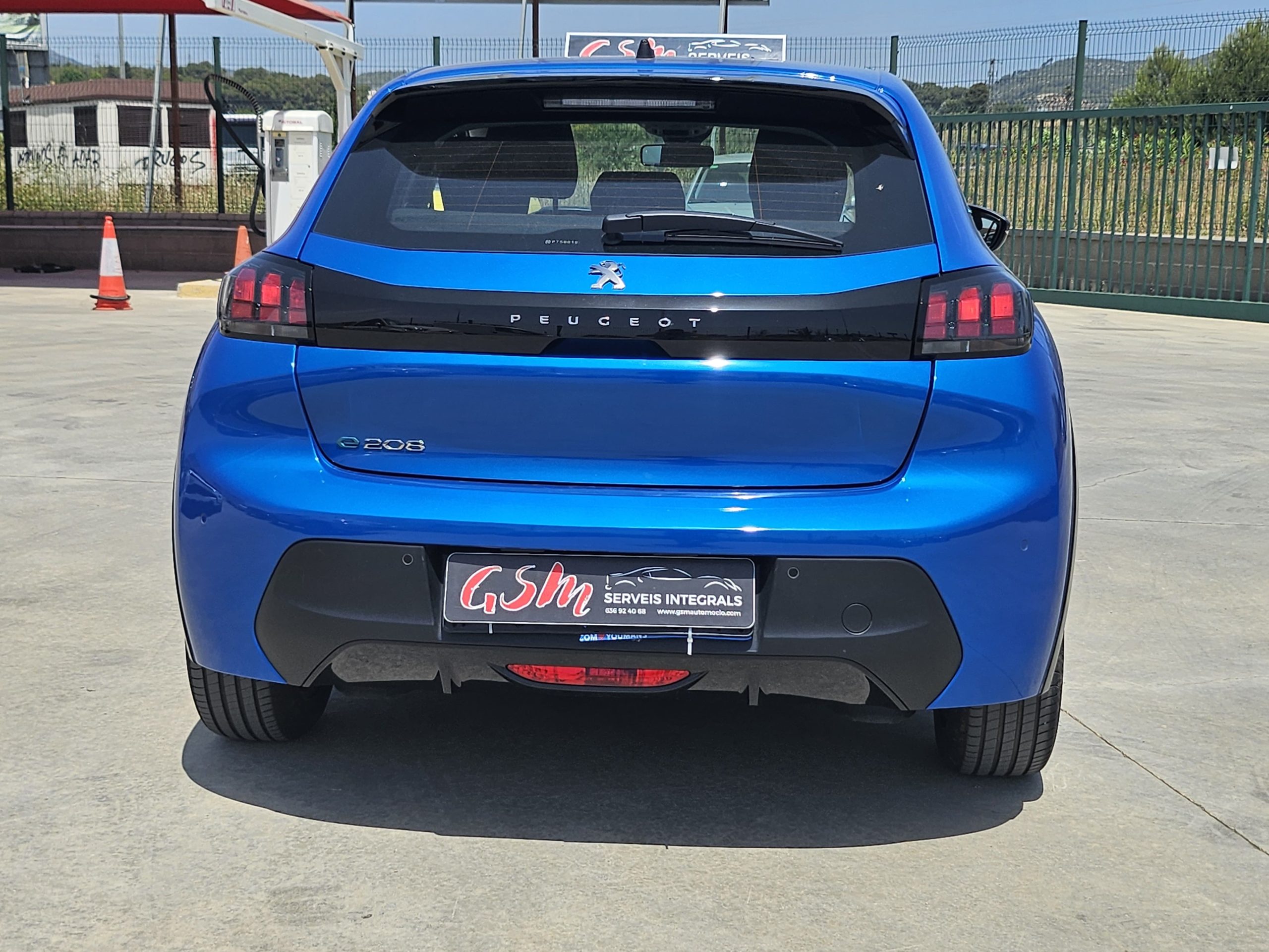 Peugeot 208 100cv eléctrico