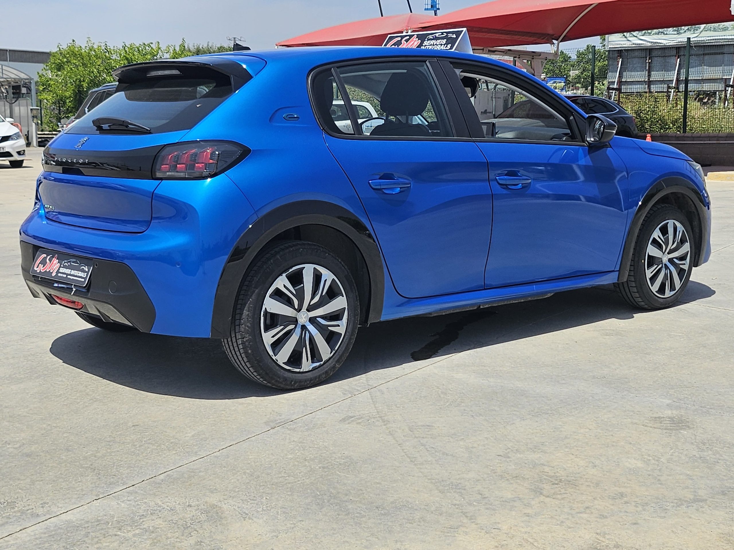 Peugeot 208 100cv eléctrico