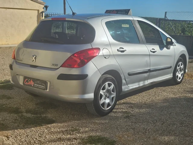 Peugeot-308-1.6Vti-120-Confort-Trasera-derecha