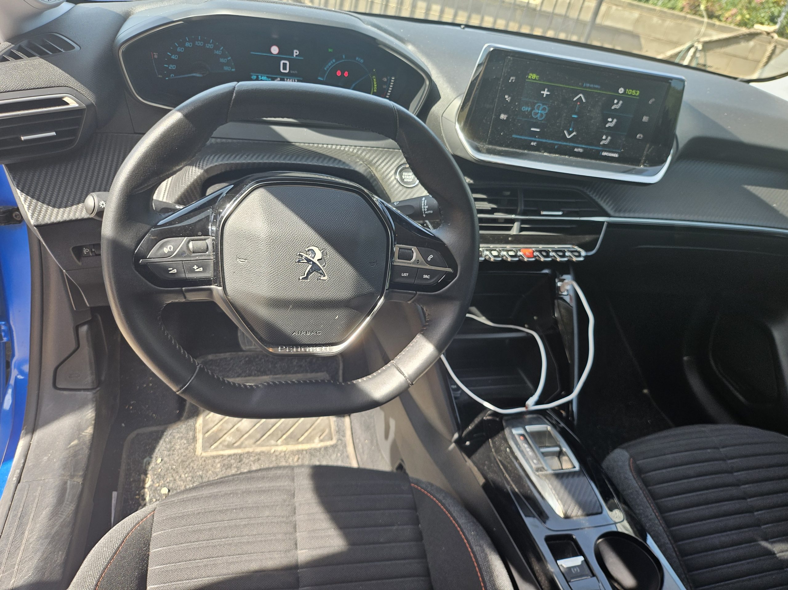 Peugeot 208 100cv eléctrico